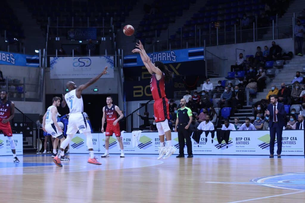 LMB vs Antibes