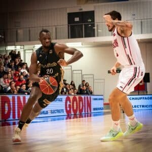 Luc Loubaki et le RedGiants veulent filer vers la finale de la Leaders Cup.