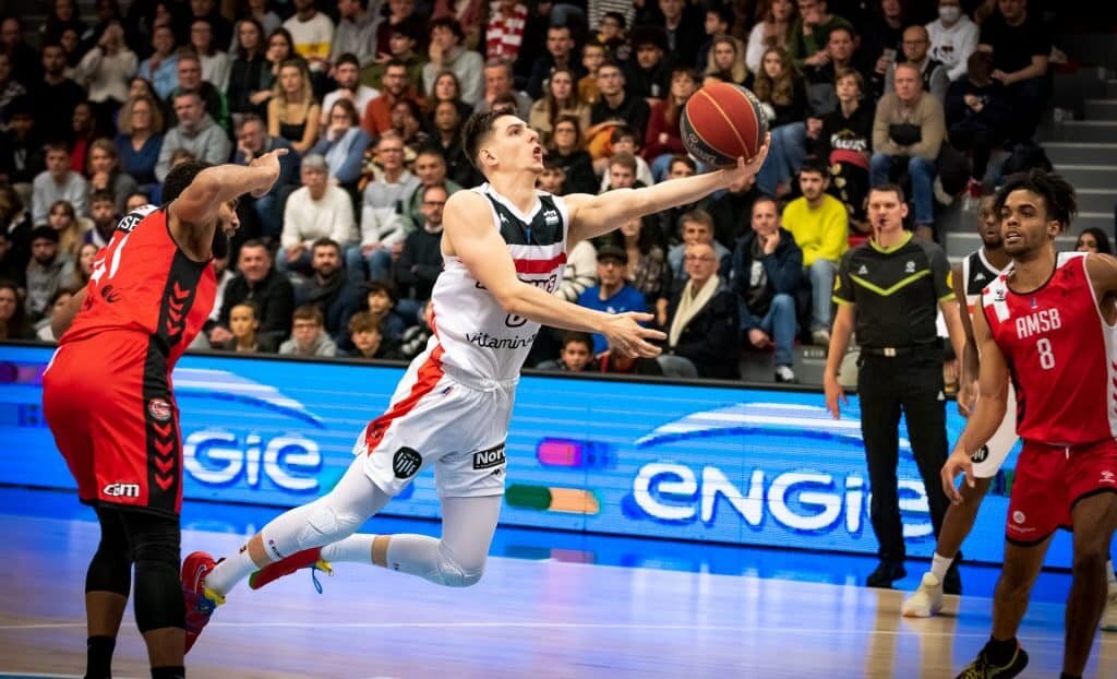 Gaétan MEYNIEL et les redgiants ont fini fort contre Aix-Maurienne
