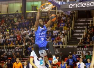 Christian Eyenga s'engage au LMB